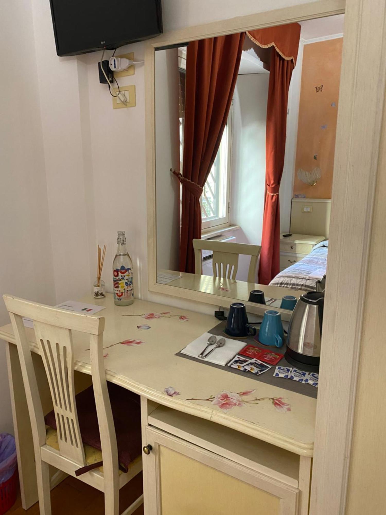 Residenza Hotel Рим Екстериор снимка